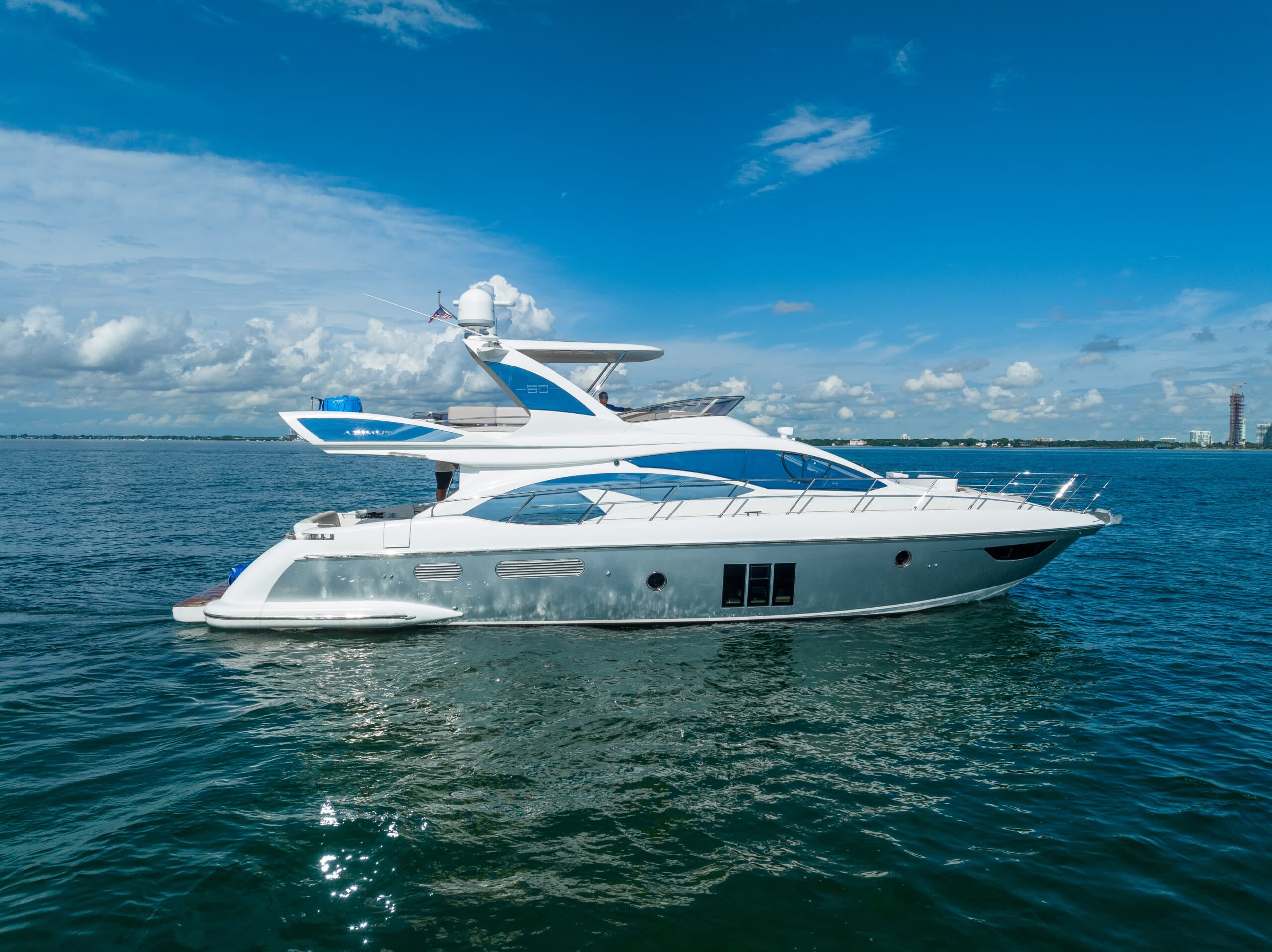 Supreme II, 60' Azimut