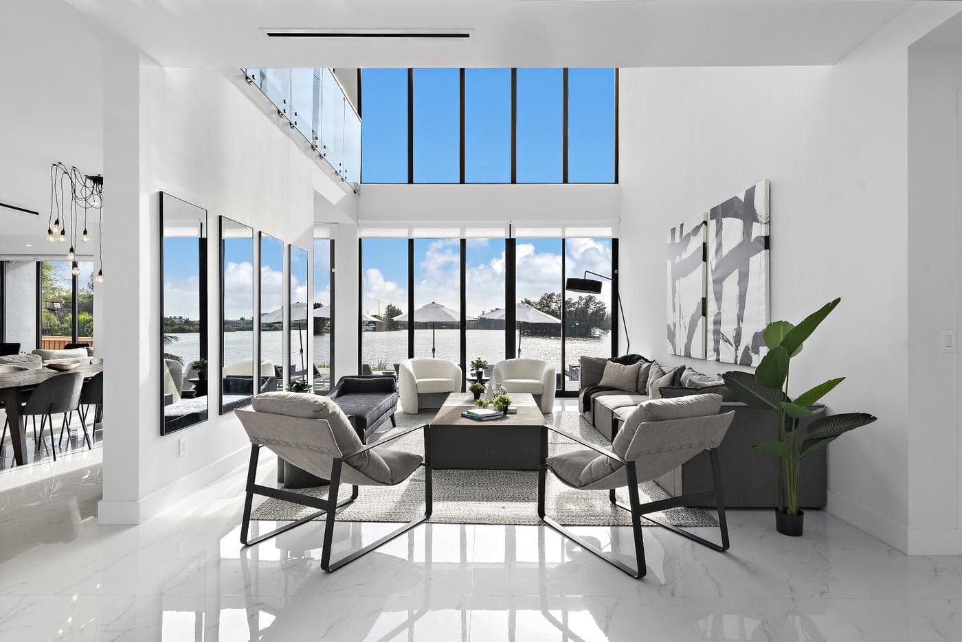 Villa Lago, South Miami