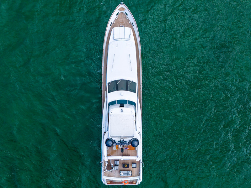 105' Azimut S — photo 5