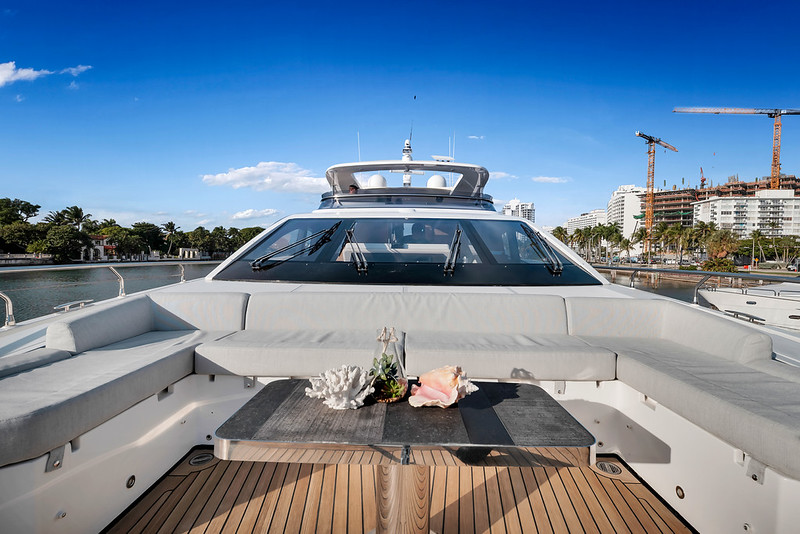 88' Azimut Grande — photo 6