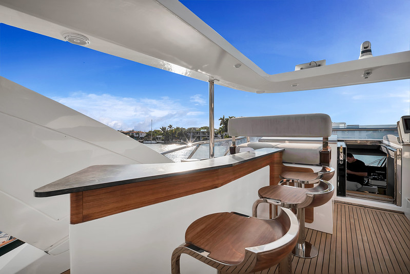 88' Azimut Grande — photo 9