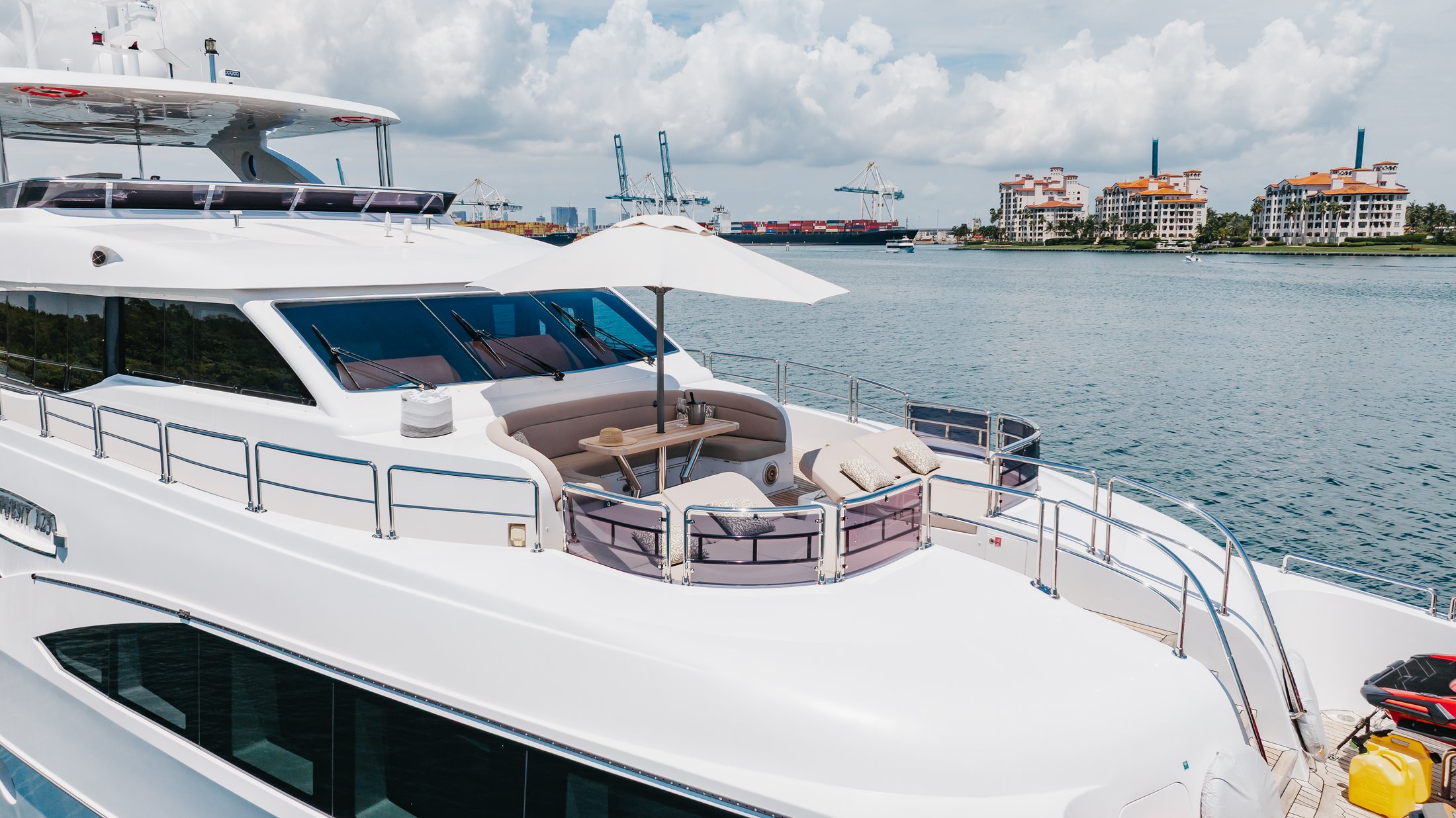125' Gulf Craft Majesty — photo 1