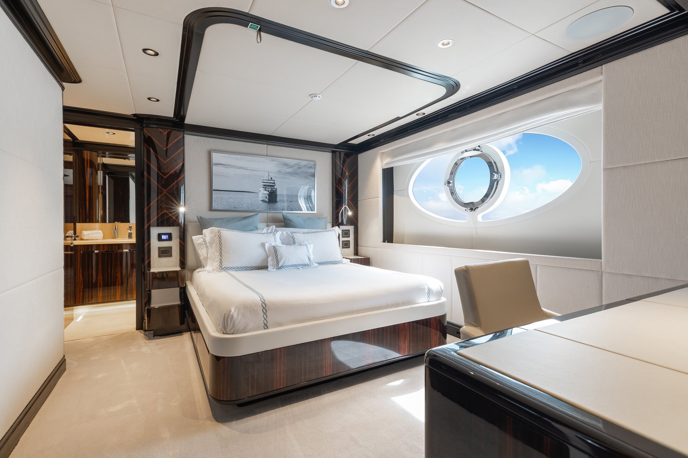 125' Gulf Craft Majesty — photo 7