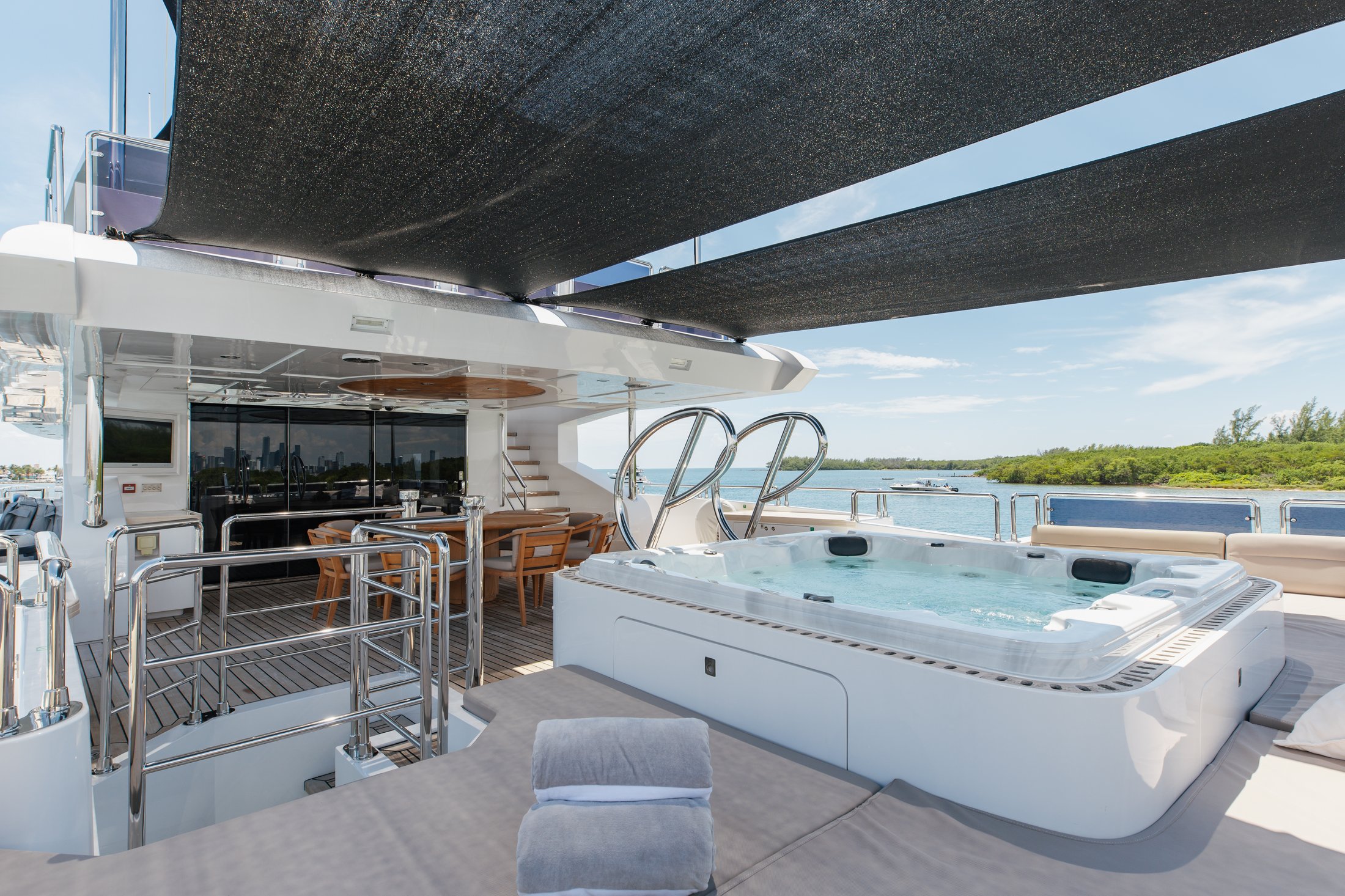 125' Gulf Craft Majesty — photo 15