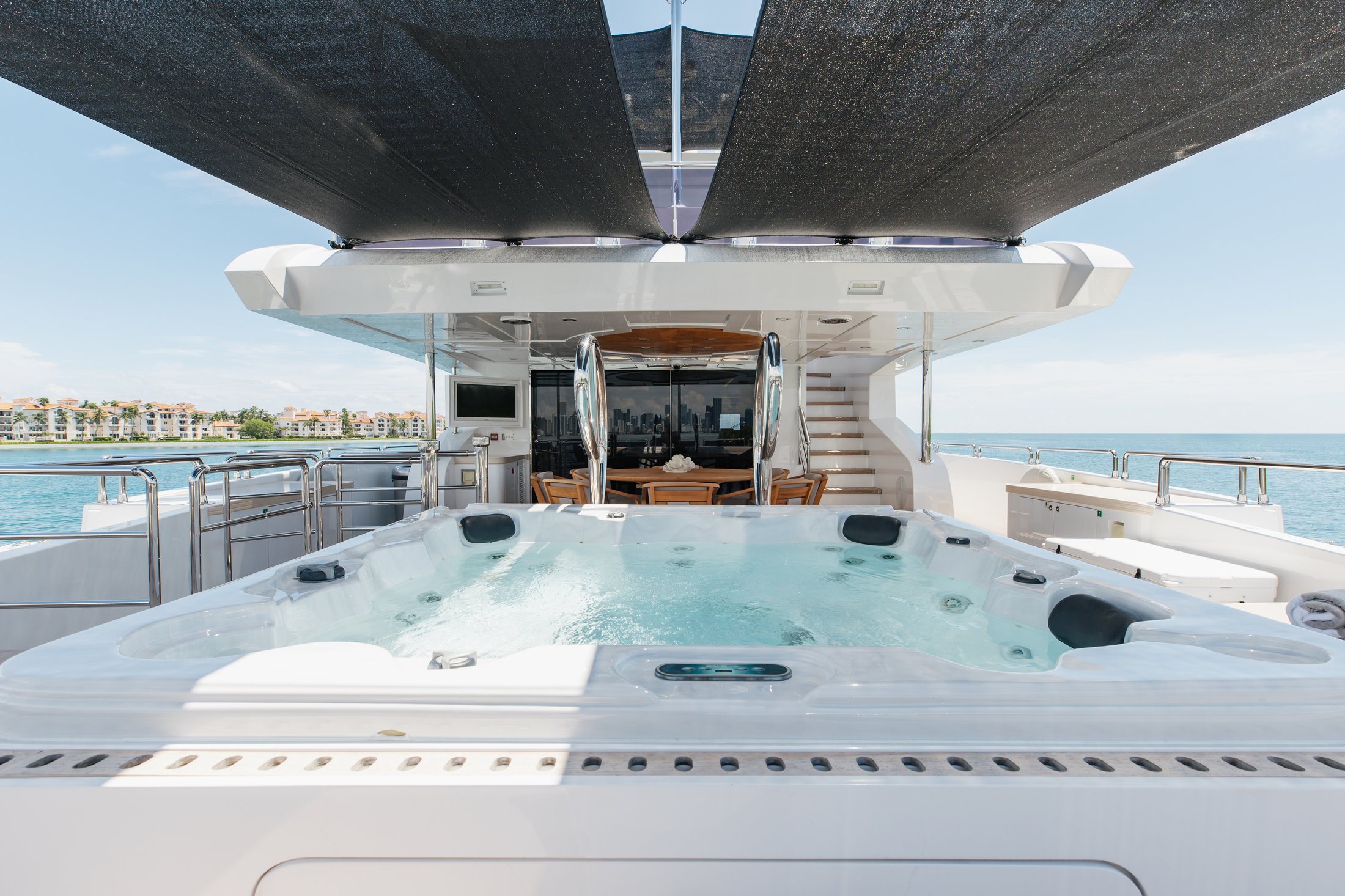 125' Gulf Craft Majesty — photo 16