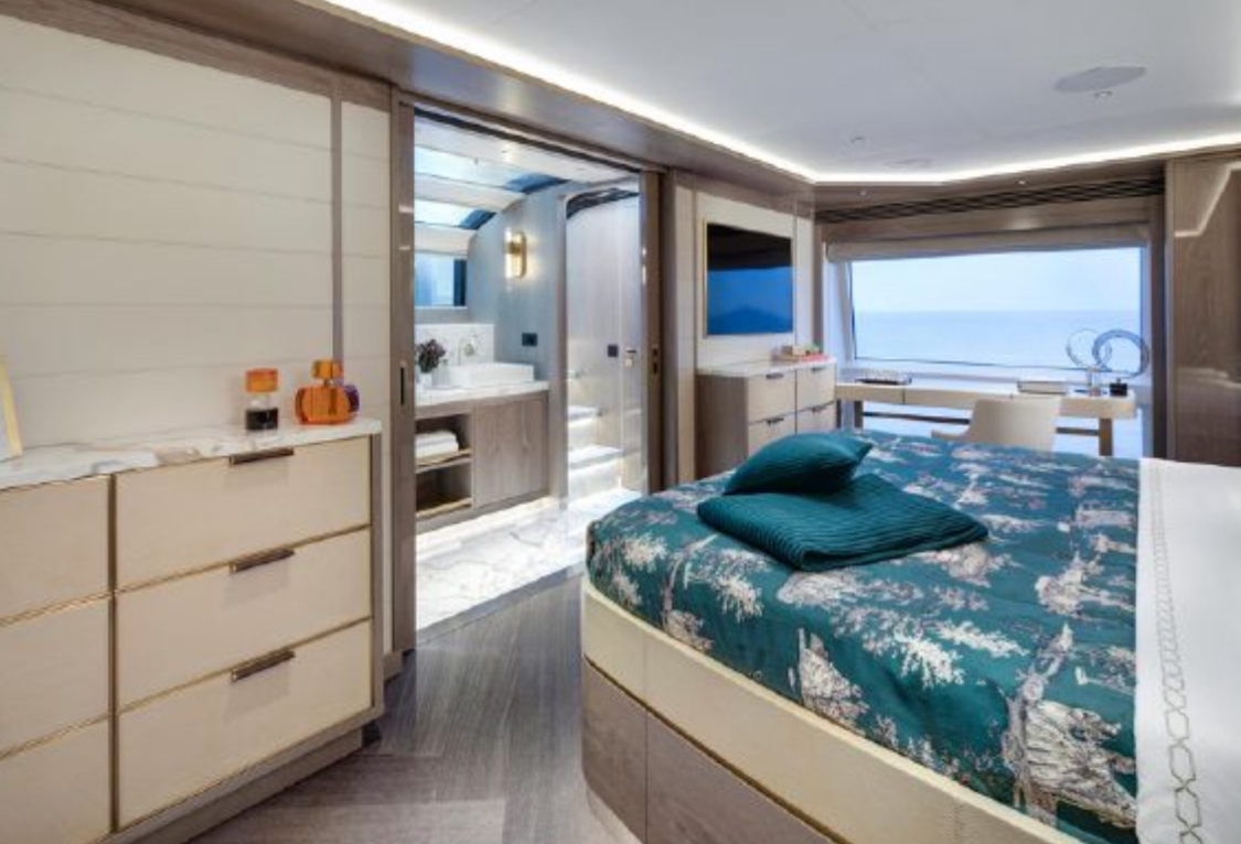 88' Sirena (New) — photo 5