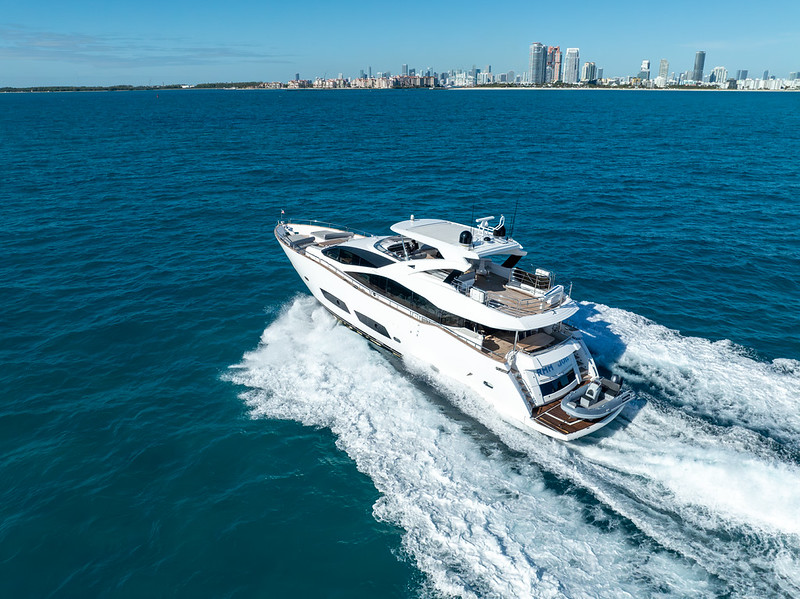 96' Sunseeker